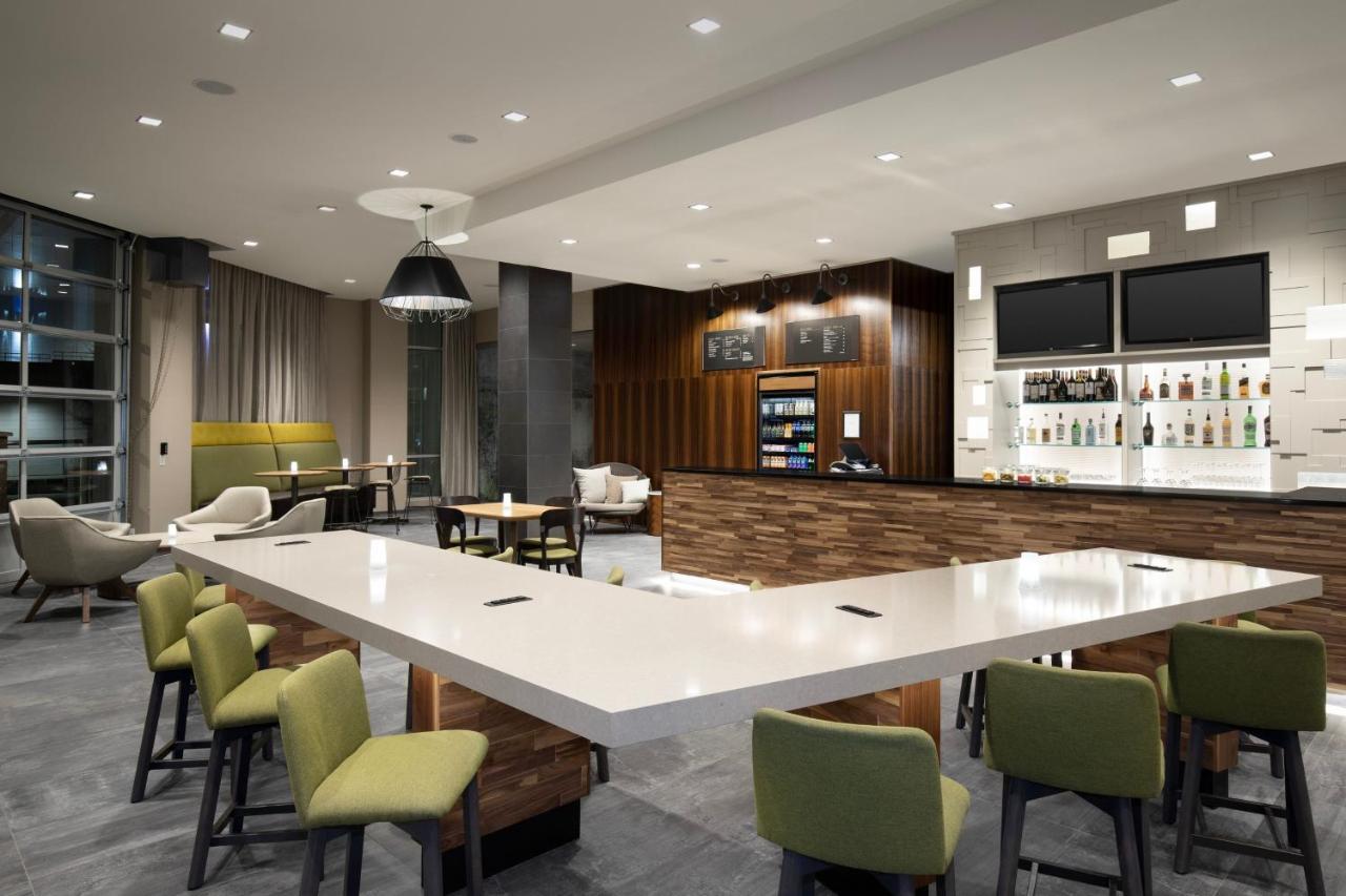 Courtyard By Marriott Nanaimo Hotel Exterior photo